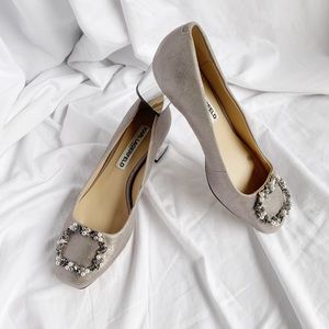 Karl Lagerfeld Black Low-heel Pumps With Brooch